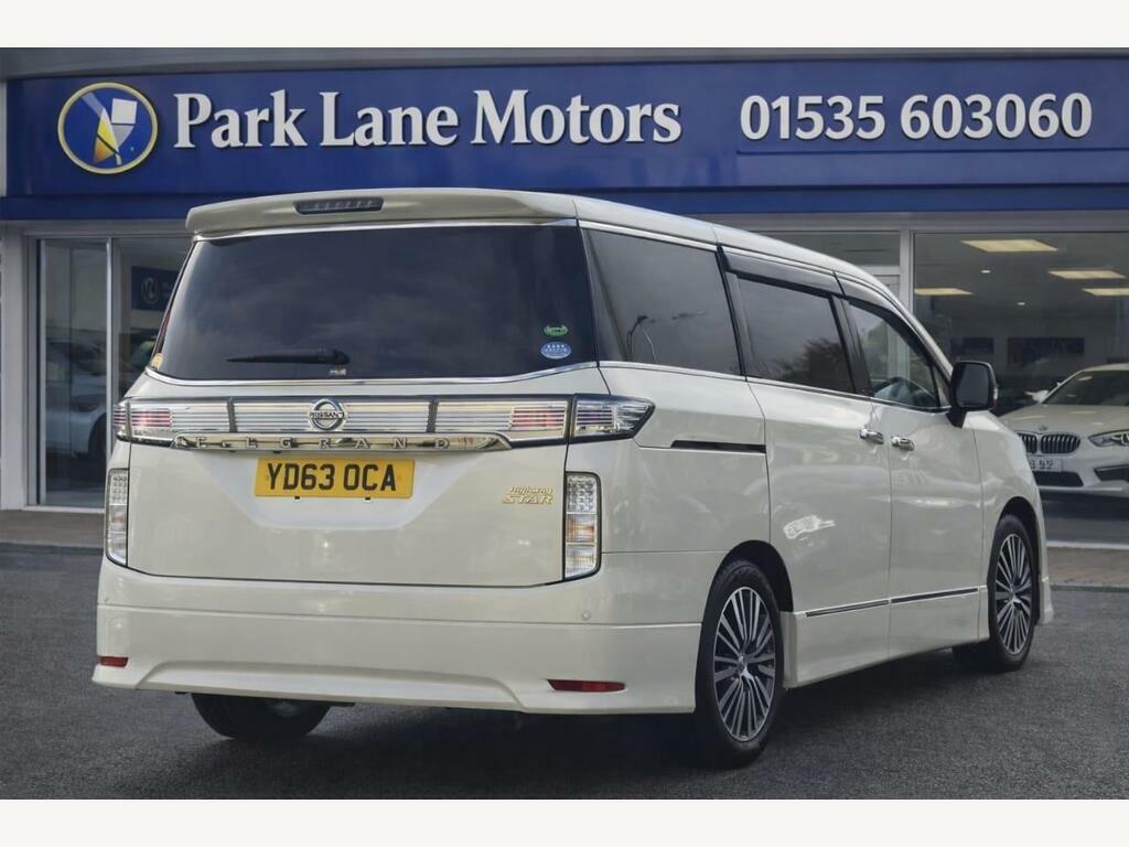Nissan Elgrand Highway Star Tip 7Seats White #2
