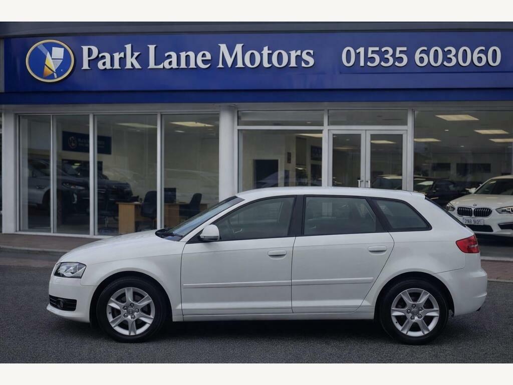 Audi A3 1.4 Tfsi Se Sportback YL59HCX White #2