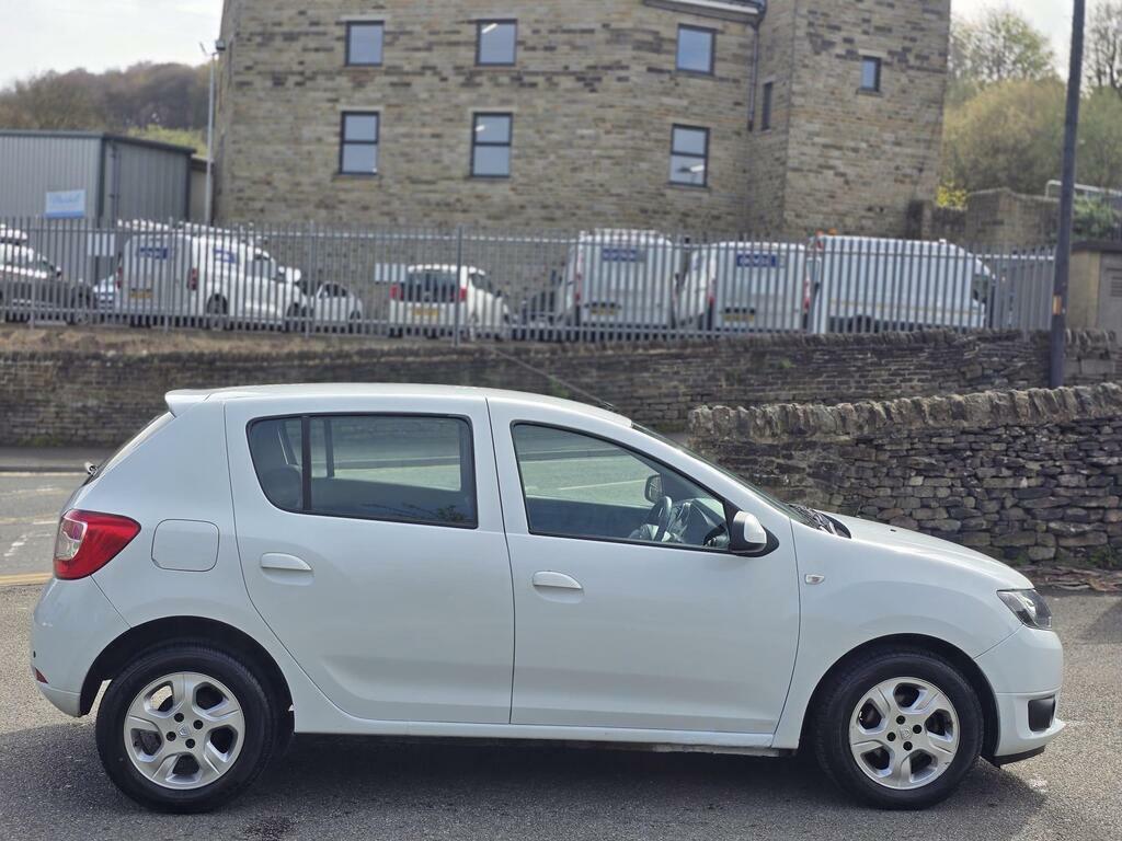 Dacia Sandero 0.9 Tce Laureate Euro 5 White #5