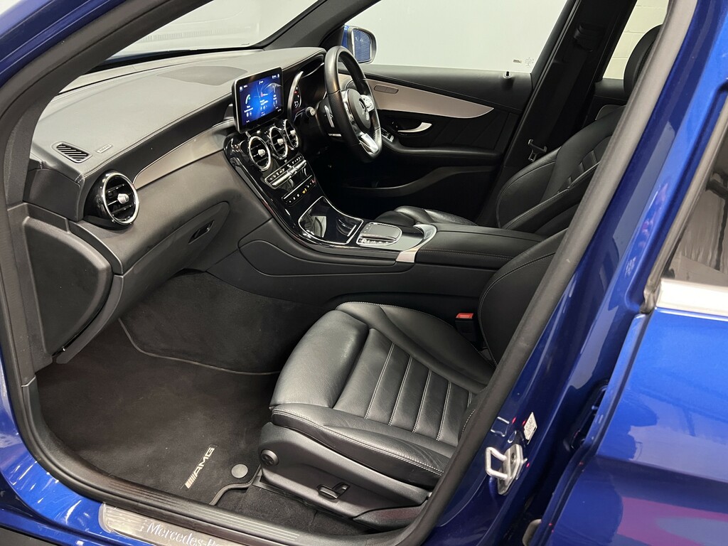 Mercedes-Benz GLC Class Suv 2.0 Glc220d Amg Line Suv G-tronic DX22ORC Blue #3