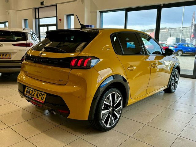 Peugeot 208 1.2 Puretech Gt Hatchback Euro 6 BK22KPG Yellow #3