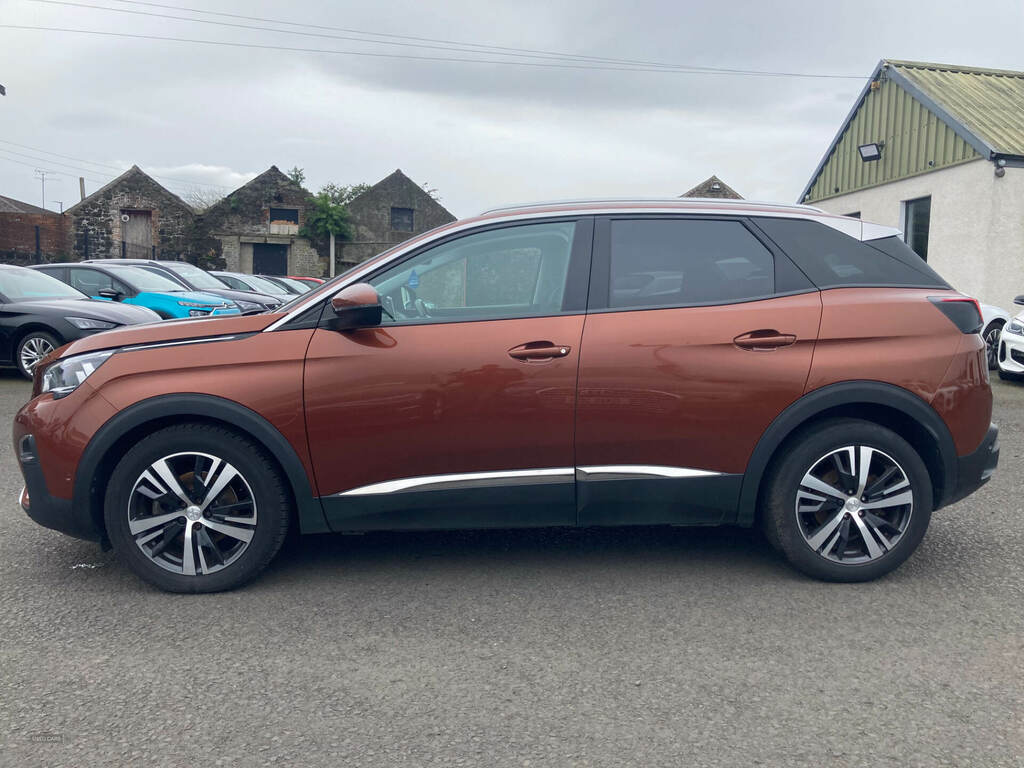 Peugeot 3008 1.5 Bluehdi Allure YH20MXW Brown #5