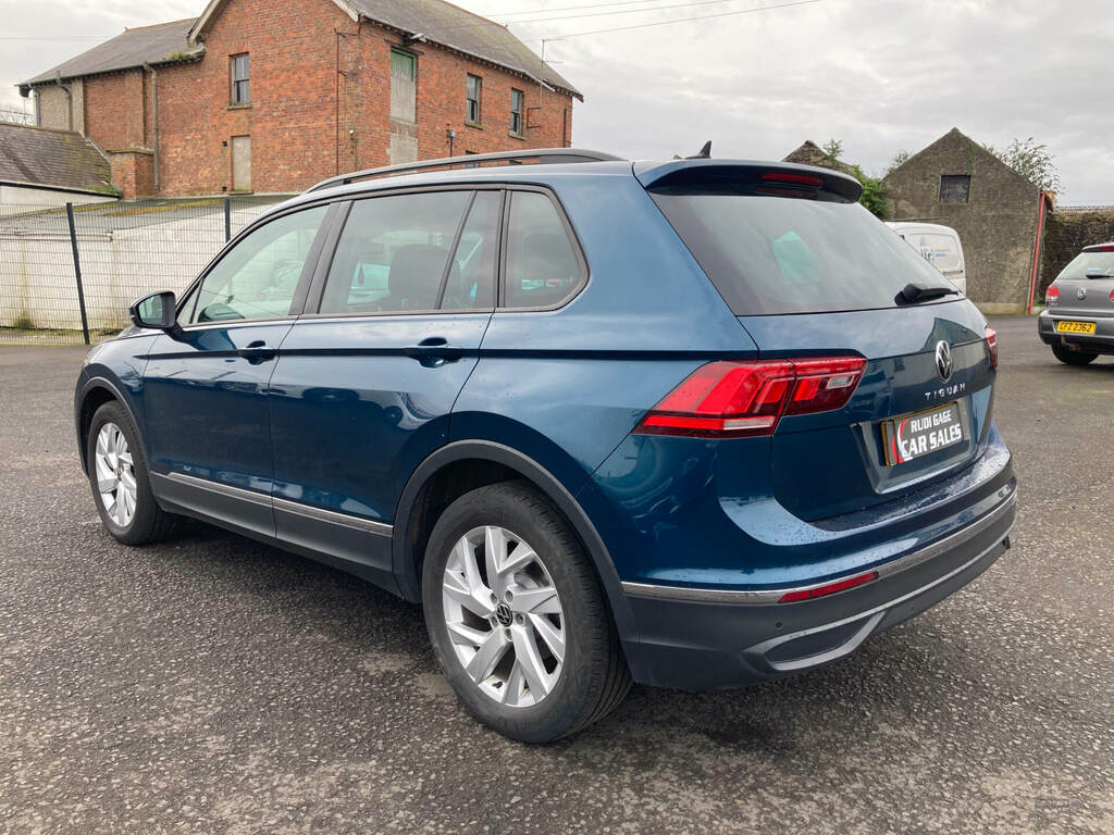 Volkswagen Tiguan 1.5 Tsi 150 Life BD70FJE Blue #6