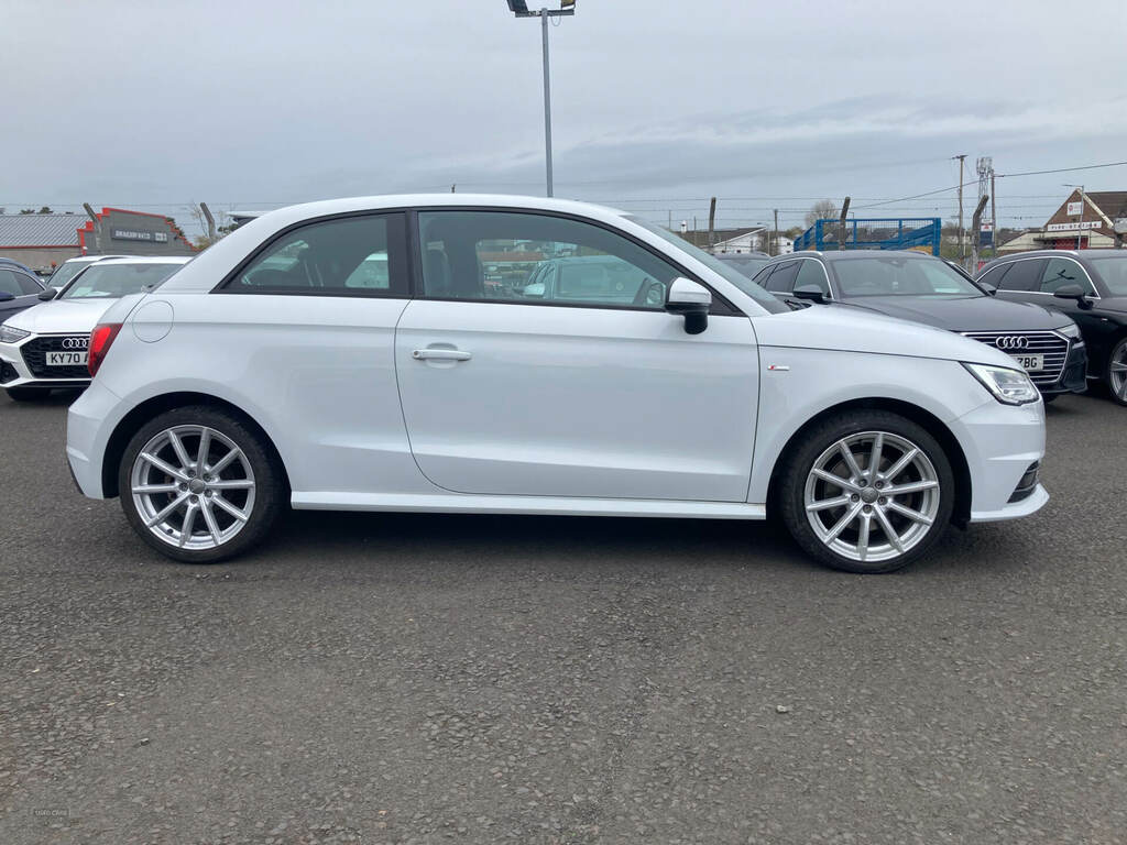 Audi A1 1.4 Tfsi S Line SV17ZWL White #2