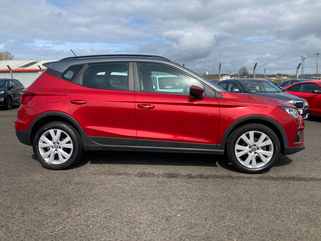 Seat Arona 1.6 Tdi 115 Se Technology Lux CP18ZBL Red #2