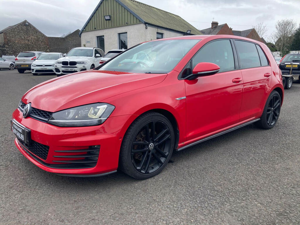 Volkswagen Golf 2.0 Tdi Gtd Dsg L22GTD Red #3