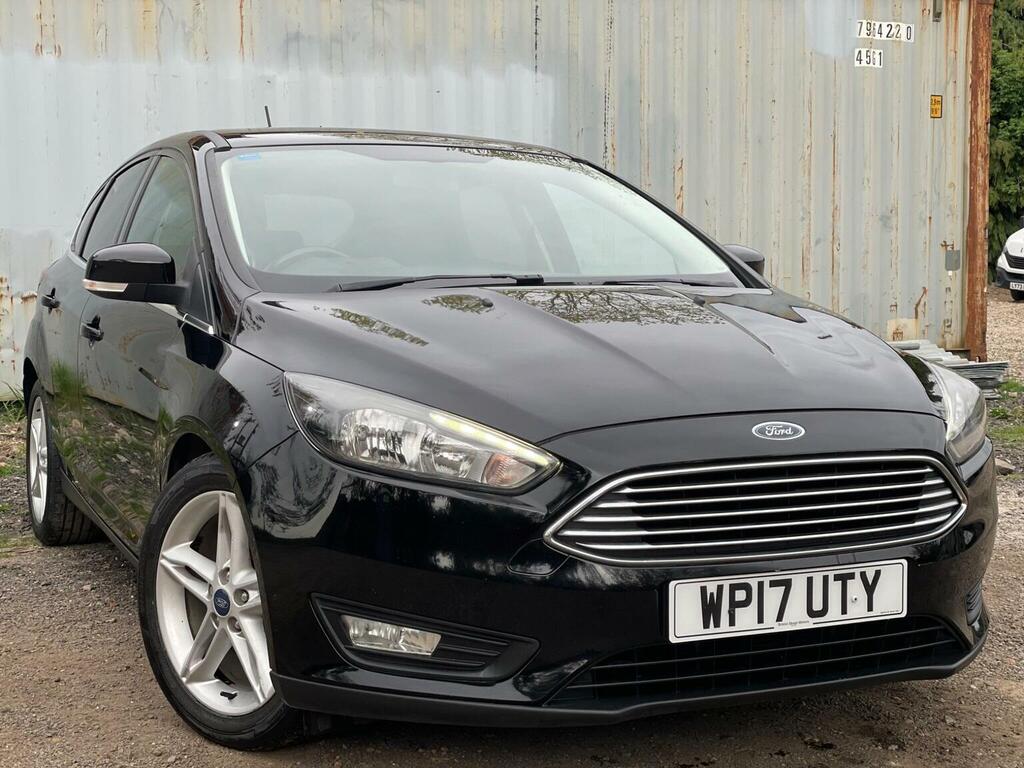 Ford Focus Hatchback 1.0T Ecoboost Zetec Edition Euro 6 Ss Black