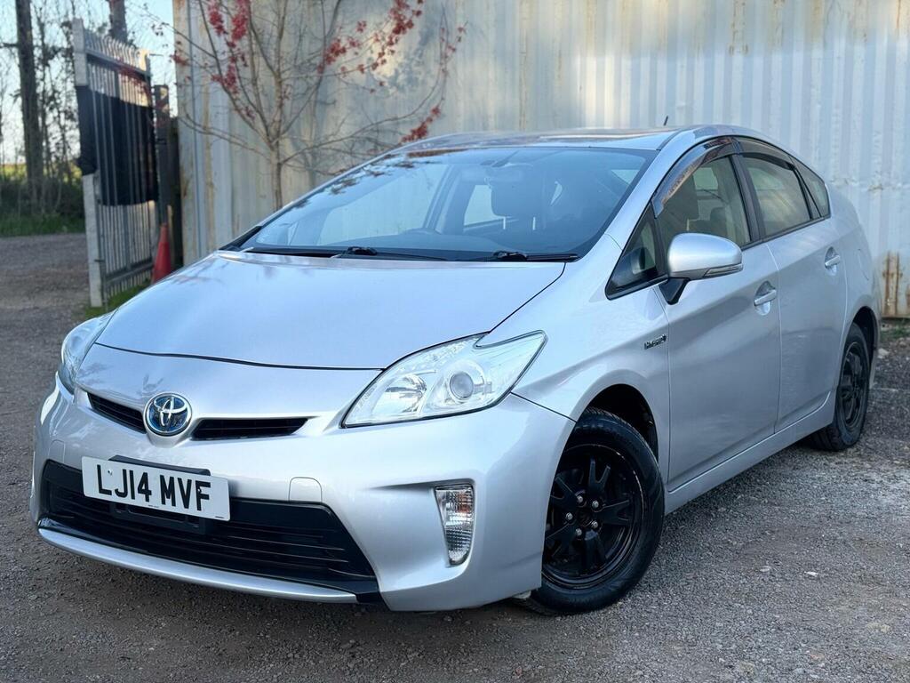Toyota Prius Hatchback 1.8 Vvt-h T4 Hatchback Hybrid LJ14MVF Silver #2