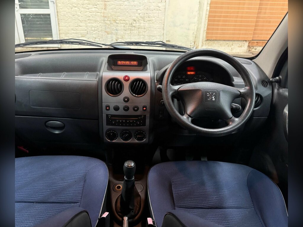 Peugeot Partner 1.4 Combi Red #14