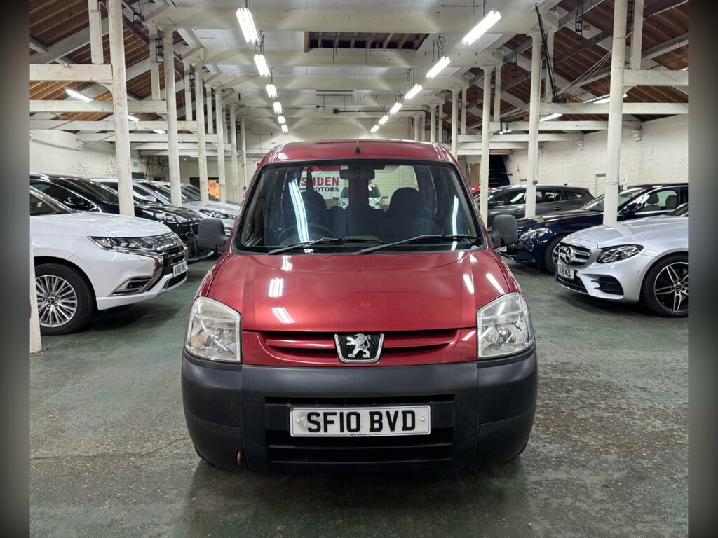 Peugeot Partner 1.4 Combi Red #3