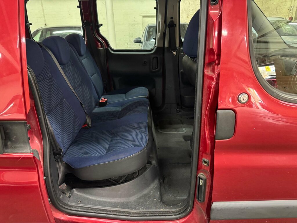 Peugeot Partner 1.4 Combi Red #17