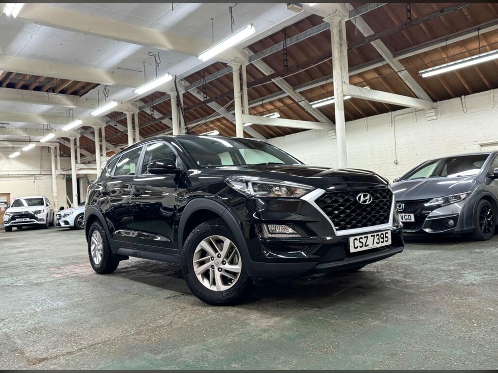 Hyundai Tucson 1.6 Gdi S Connect Euro 6 Ss Black