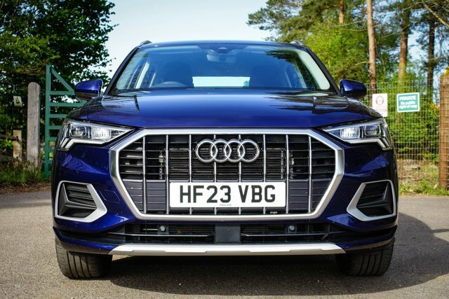 Audi Q3 2023 1.5 Tfsi Cod 35 Sport Suv S Tronic HF23VBG Blue #3