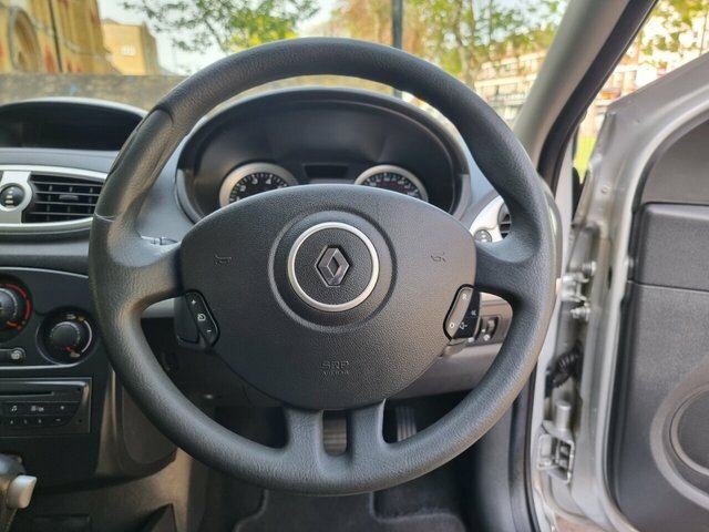 Renault Clio 2010 1.6 Vvt Expression Hatchback Silver #3