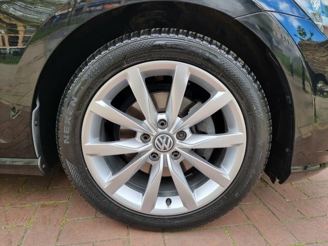 Volkswagen Golf 2017 1.5 Tsi Evo Gt Hatchback Eu GL67ZVE Black #4