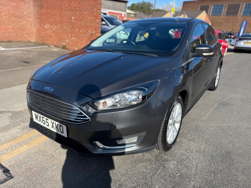 Ford Focus 1.6 Titanium Powershift Euro MX65XKO Grey #2
