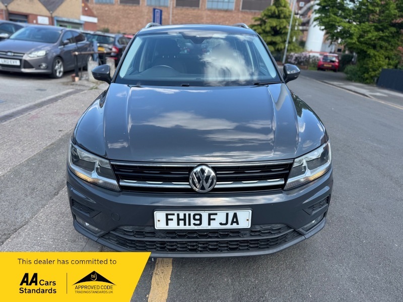 Volkswagen Tiguan 2.0 Tdi Match Dsg FH19FJA Grey #3