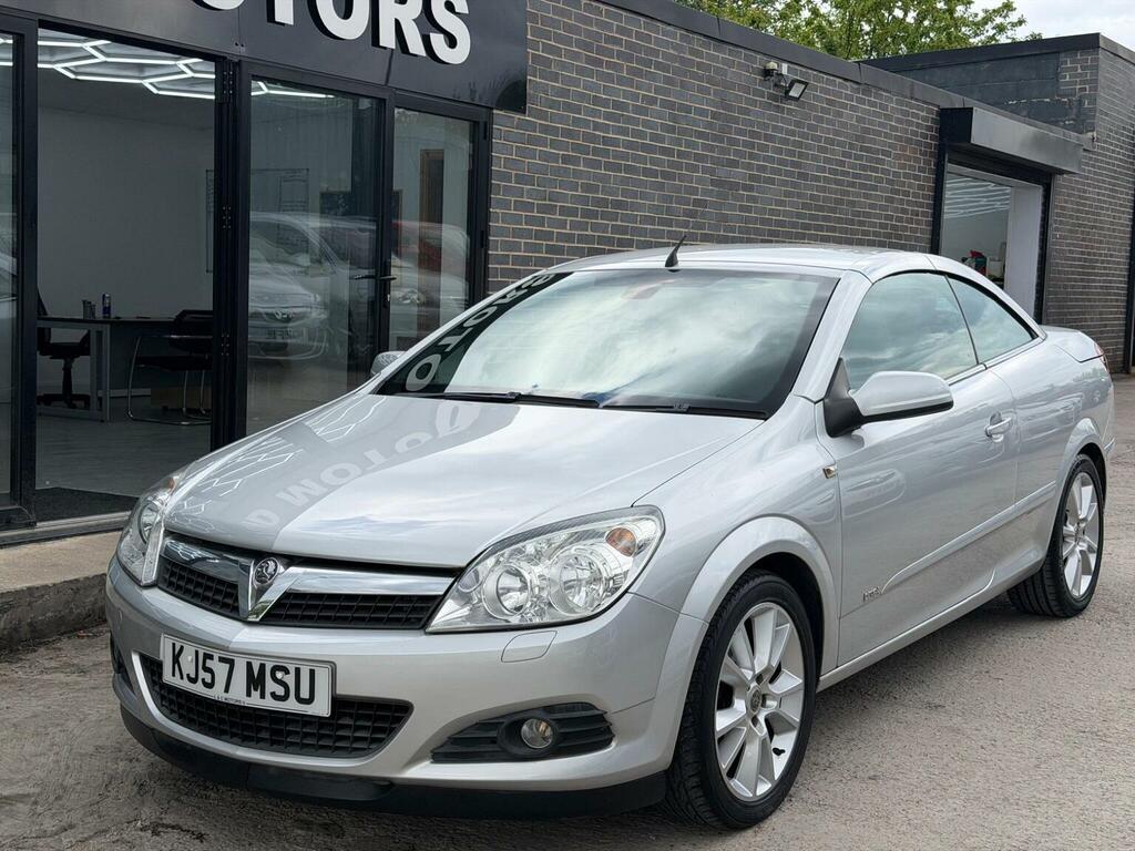Vauxhall Astra 1.8I Design Twin Top Silver