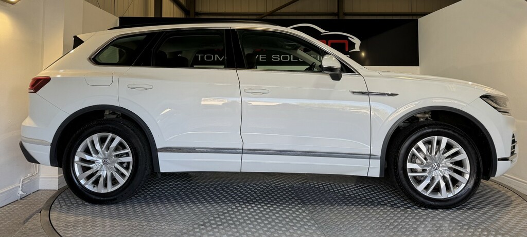 Volkswagen Touareg 3.0 Tdi V6 Sel FA19EZV White #4