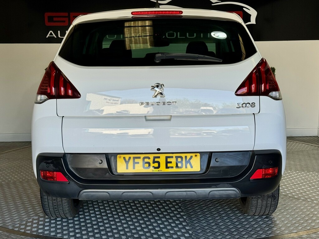 Peugeot 3008 1.2 Puretech Allure White #6