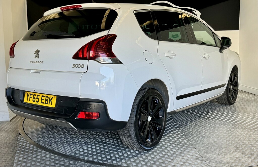Peugeot 3008 1.2 Puretech Allure White #5