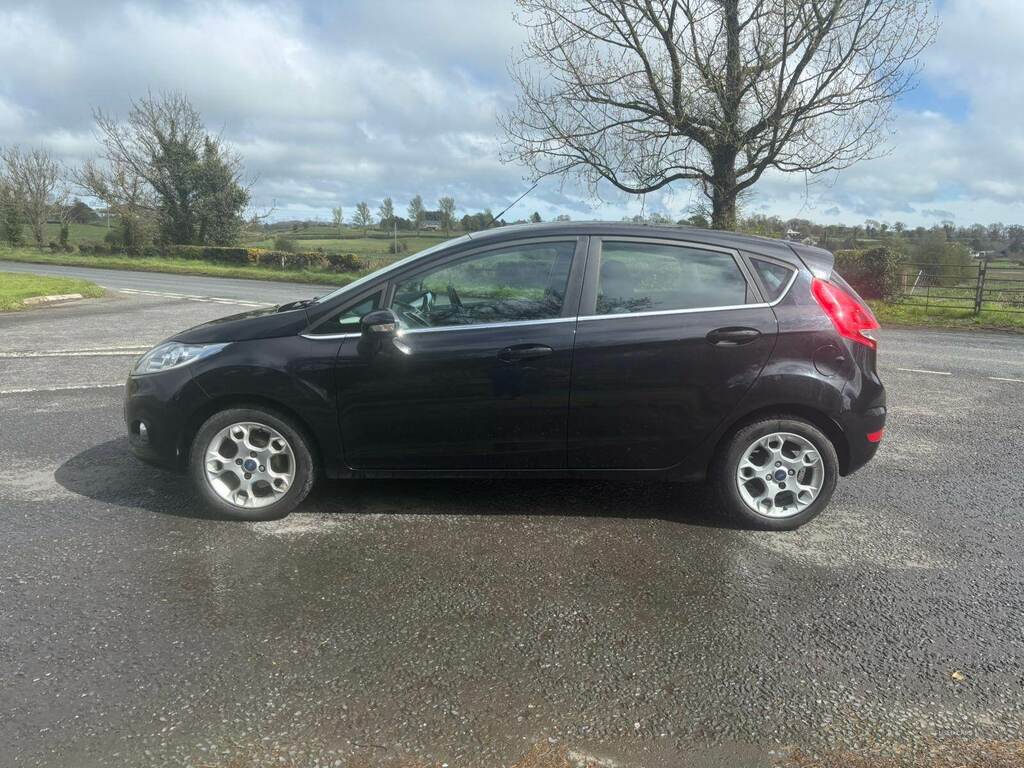 Ford Fiesta 1.25 Zetec 82 VJZ5803 Black #5
