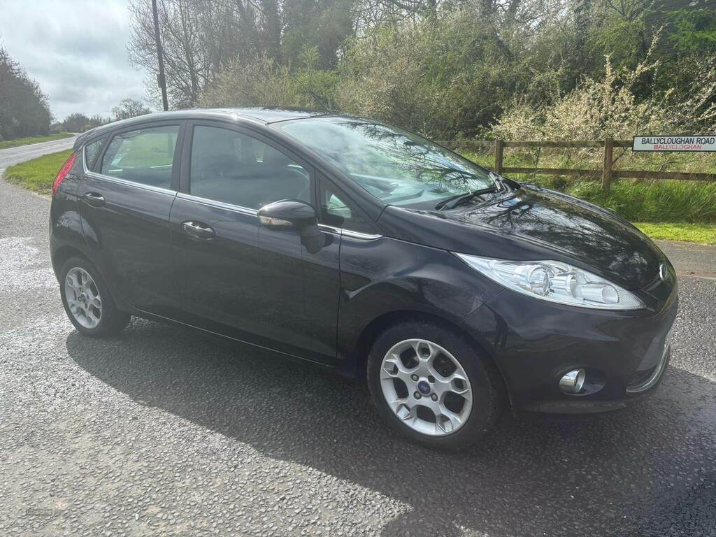 Ford Fiesta 1.25 Zetec 82 Black