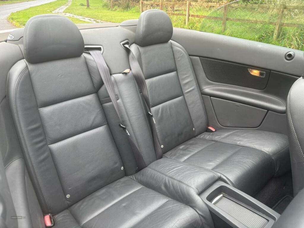 Volvo C70 D3 150 Se Lux White #5