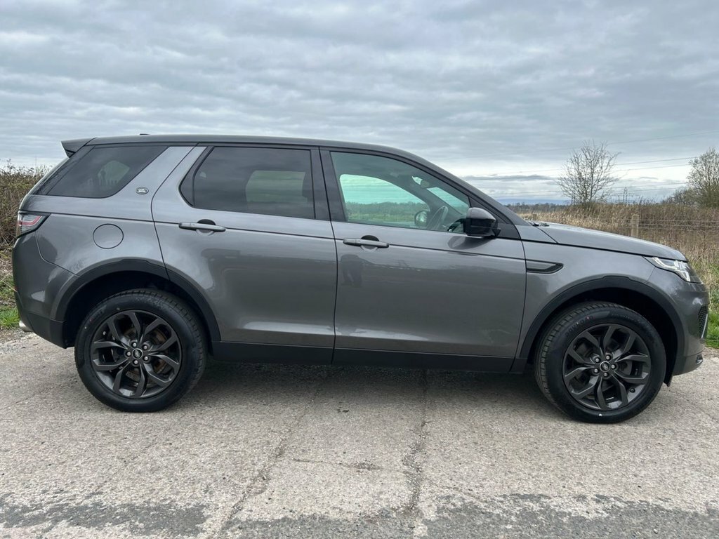 Land Rover Discovery Sport 2L Landmark YM19CTK Grey #2