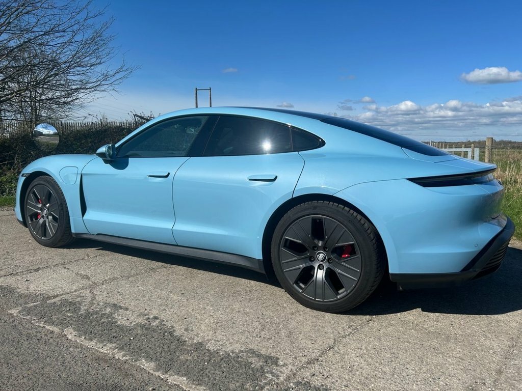 Porsche Taycan Saloon EF72BGE Blue #6