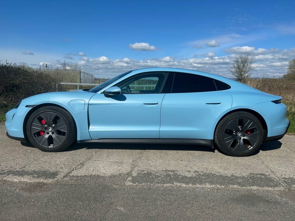 Porsche Taycan Saloon EF72BGE Blue #5
