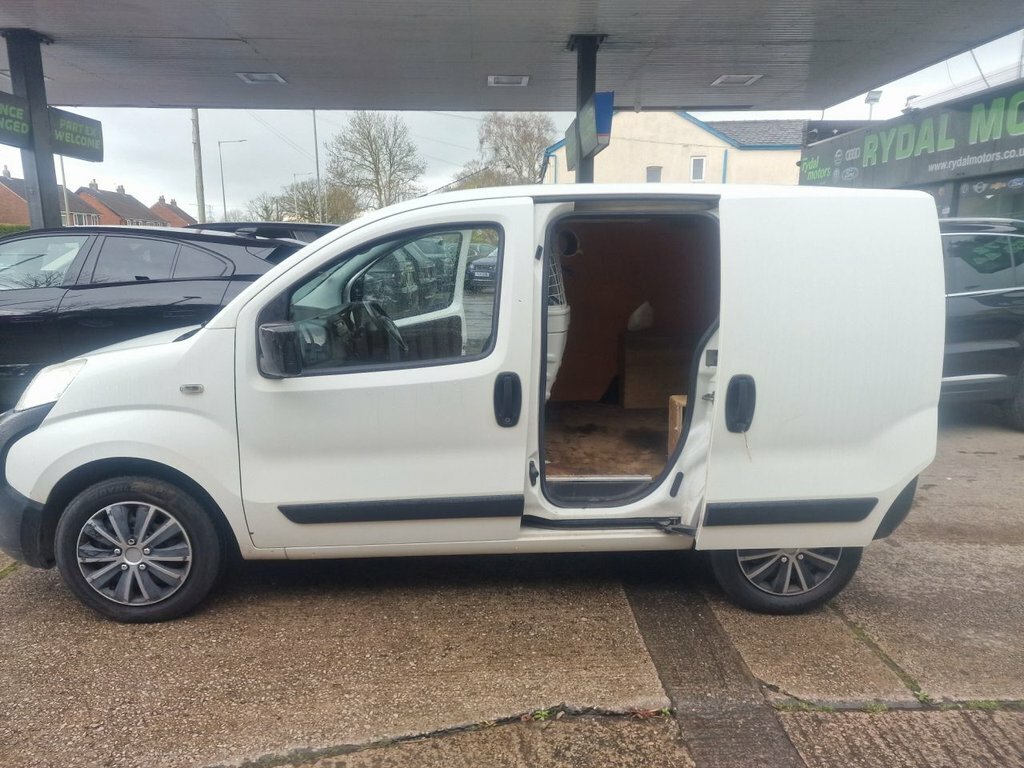 Citroen Nemo Multispace 660 LX Hdi 74 Red #14