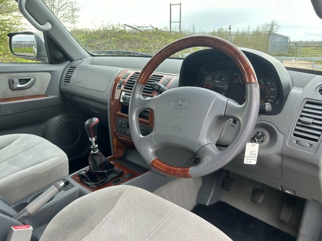 Hyundai Terracan 2.9 Crtd Silver #15