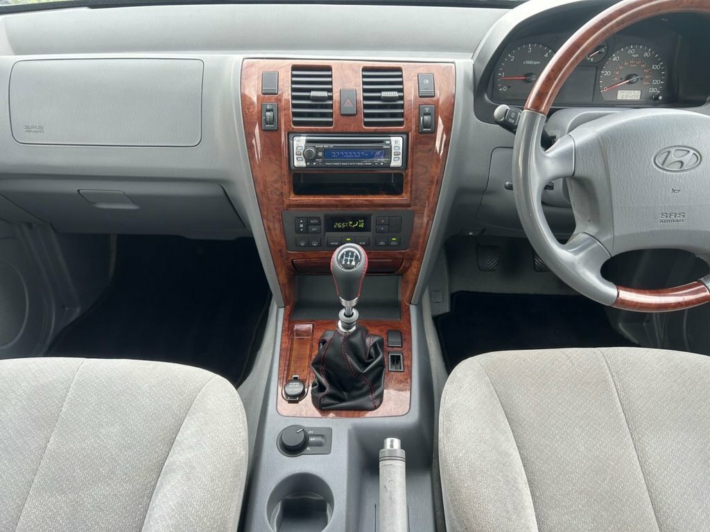 Hyundai Terracan 2.9 Crtd Silver #21