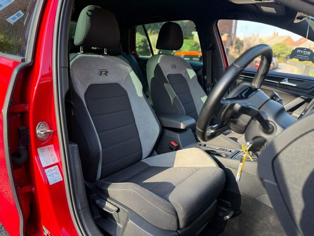 Volkswagen Golf R Dsg 4Wd Red #4