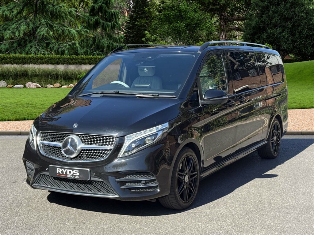 Mercedes-Benz V Class D Amg Line Black #3