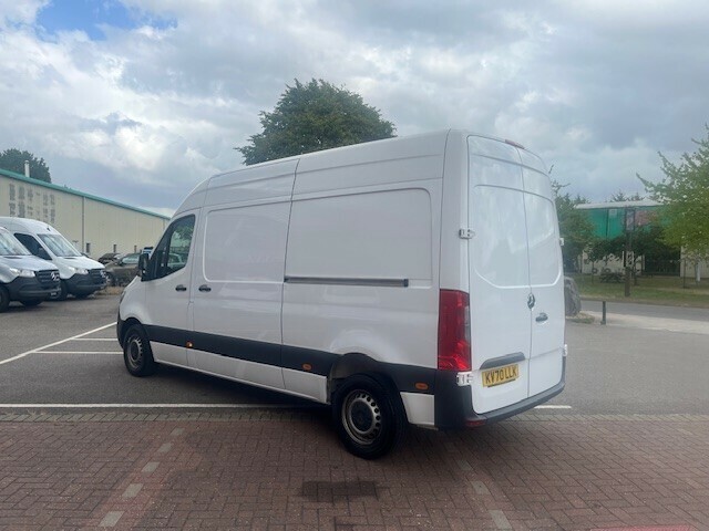 Mercedes-Benz Sprinter 314 Cdi KV70LLK White #4