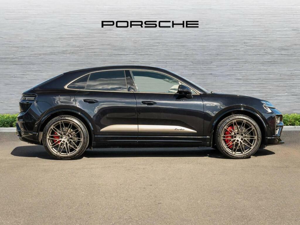 Porsche Macan Turbo #2
