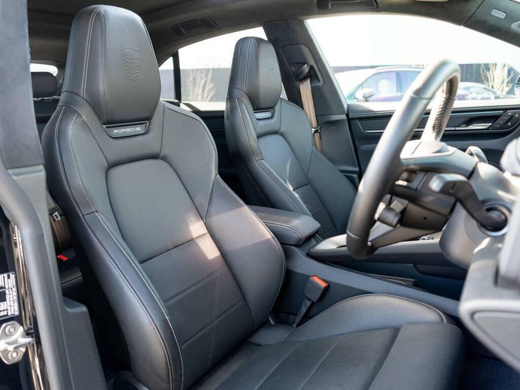 Porsche Macan Turbo #5