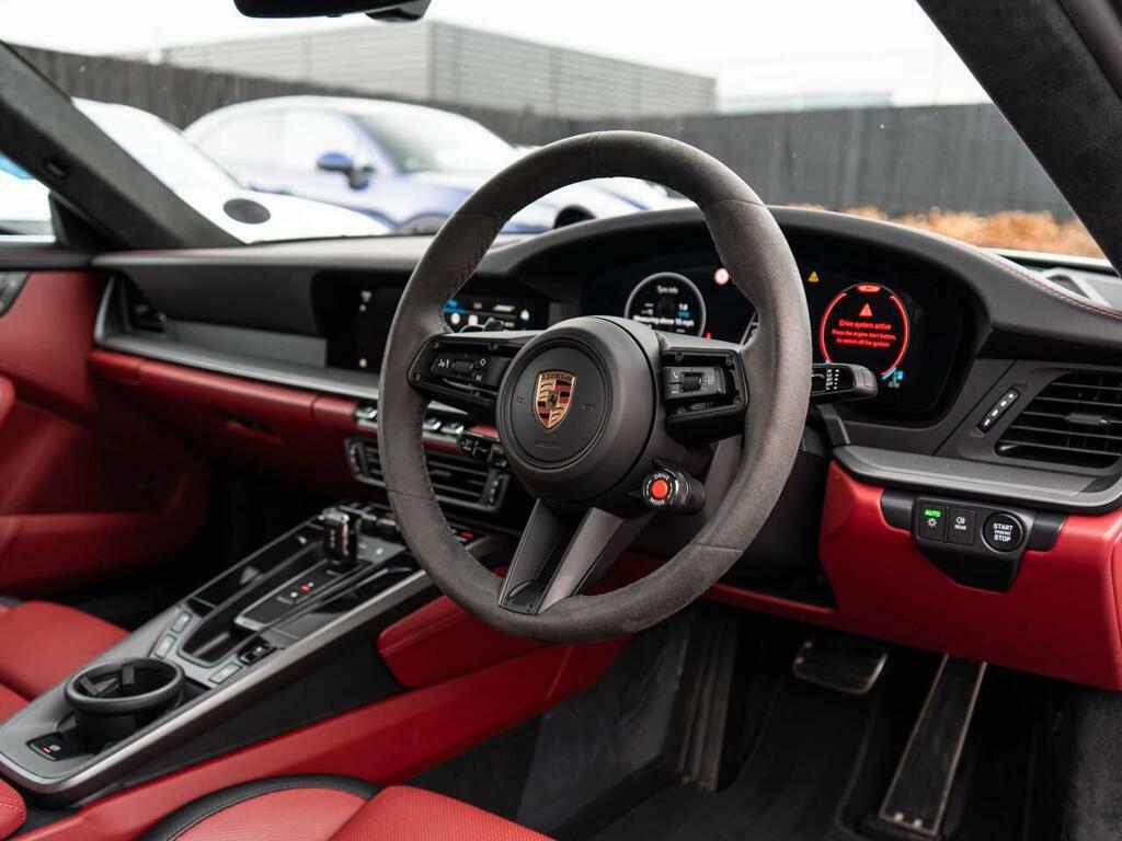 Porsche 911 Carrera Pdk BT24RVM #4