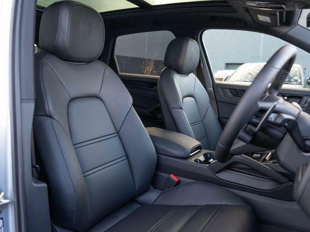 Porsche Cayenne High Wycombe RV75JZE #5