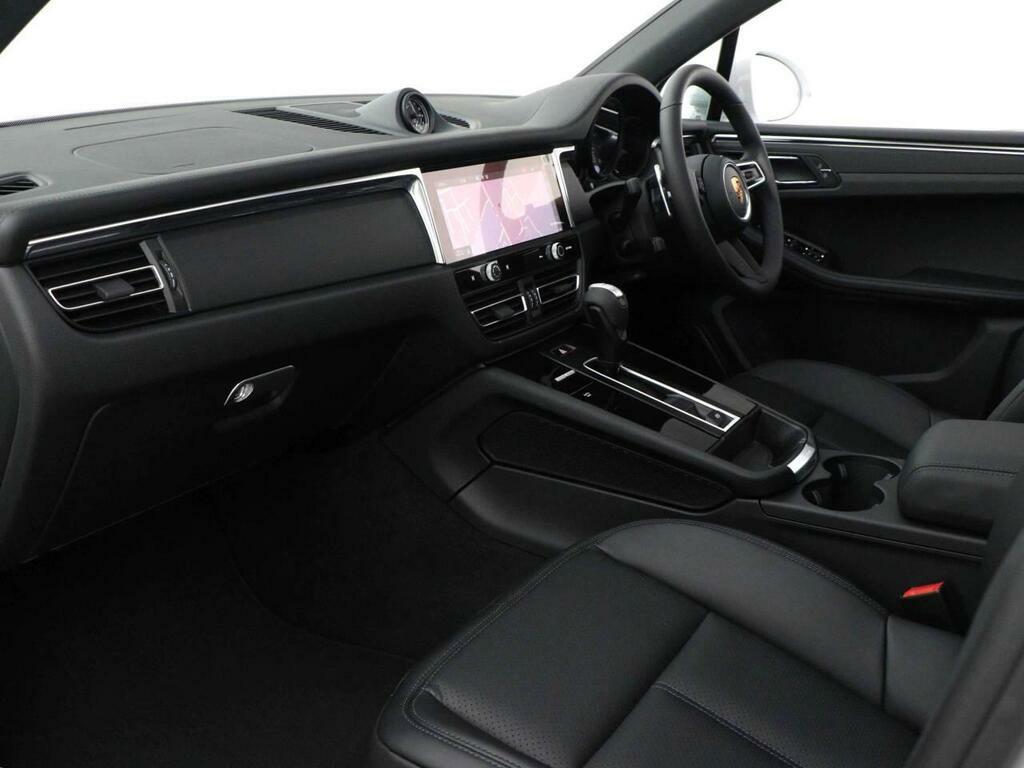 Porsche Macan High Wycombe #5