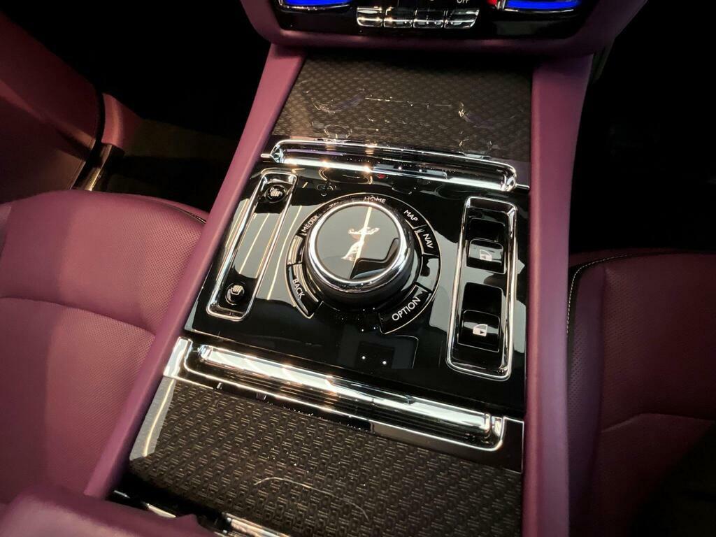 Rolls-Royce Spectre 120Kwh Black Badge Coupe 4Wd 65 HT74VUH Purple #26