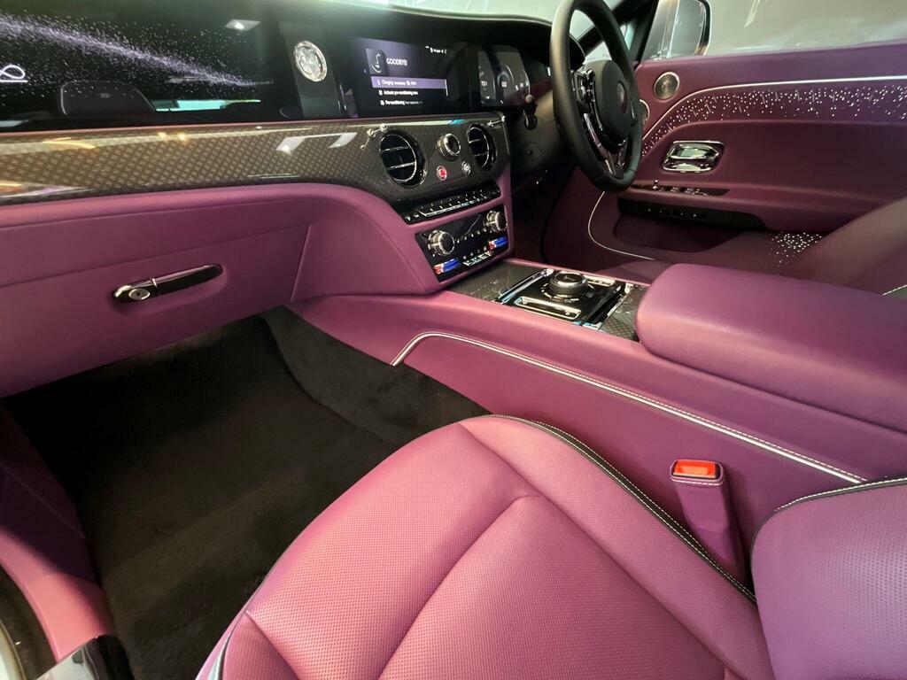 Rolls-Royce Spectre 120Kwh Black Badge Coupe 4Wd 65 HT74VUH Purple #4