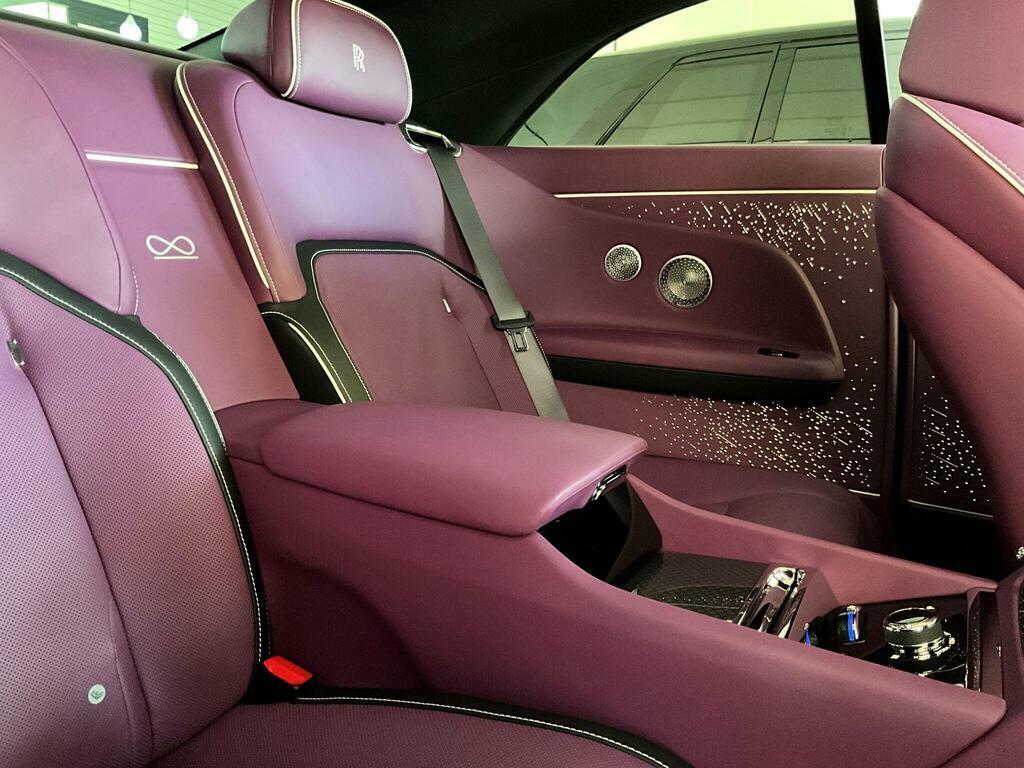 Rolls-Royce Spectre 120Kwh Black Badge Coupe 4Wd 65 HT74VUH Purple #21