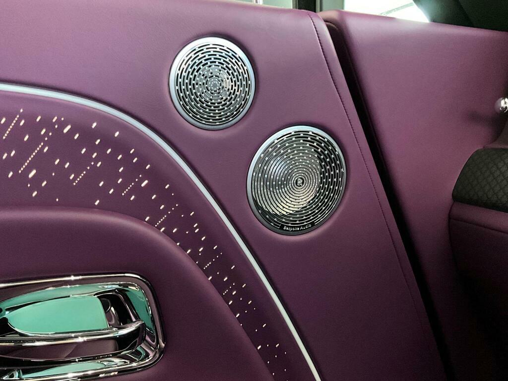 Rolls-Royce Spectre 120Kwh Black Badge Coupe 4Wd 65 HT74VUH Purple #19
