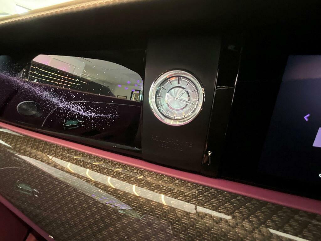 Rolls-Royce Spectre 120Kwh Black Badge Coupe 4Wd 65 HT74VUH Purple #25