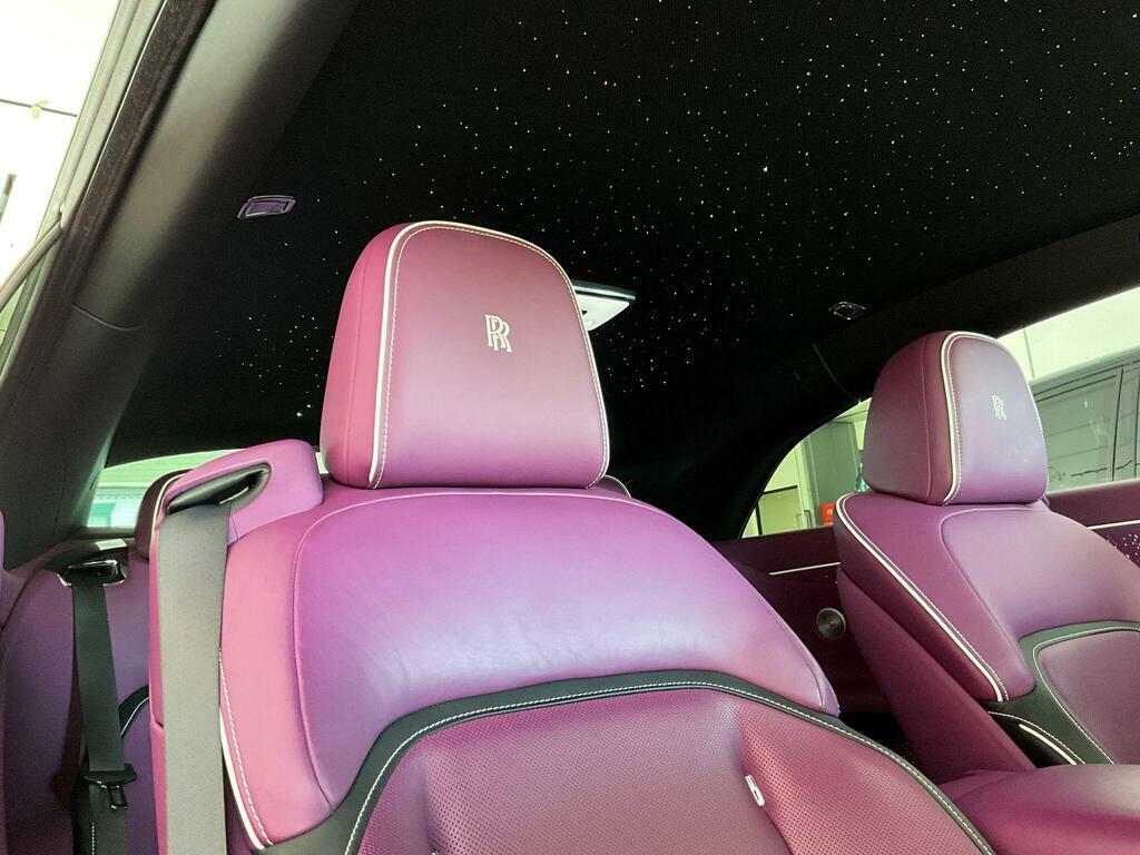 Rolls-Royce Spectre 120Kwh Black Badge Coupe 4Wd 65 HT74VUH Purple #23
