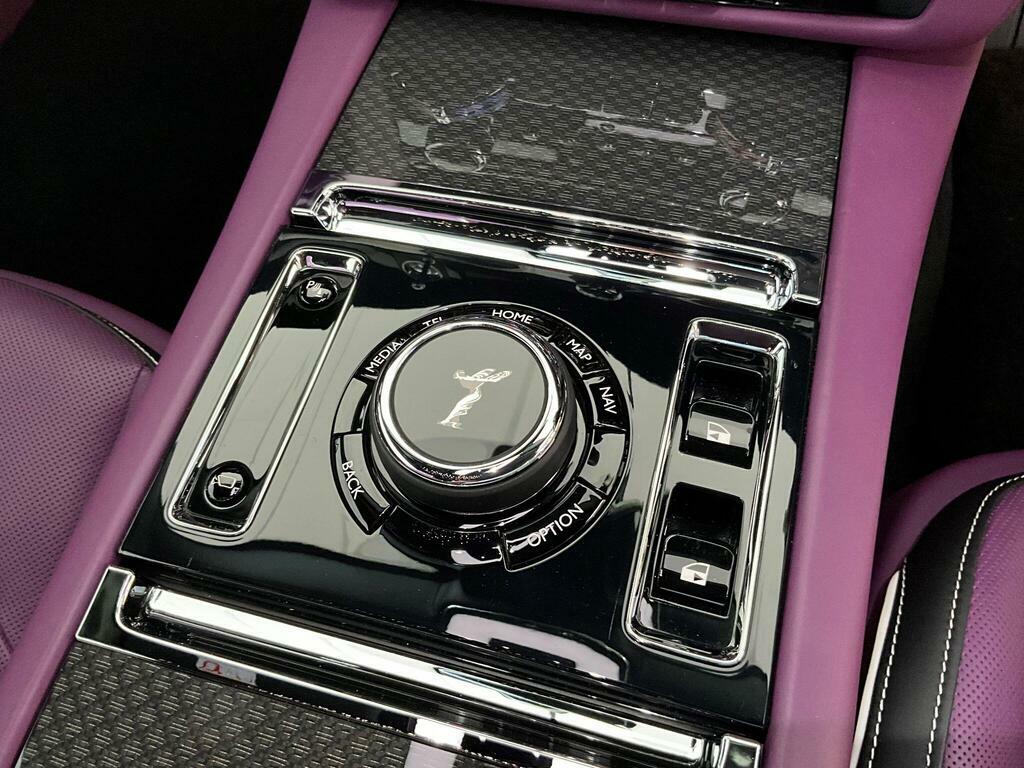 Rolls-Royce Spectre 120Kwh Black Badge Coupe 4Wd 65 HT74VUH Purple #9
