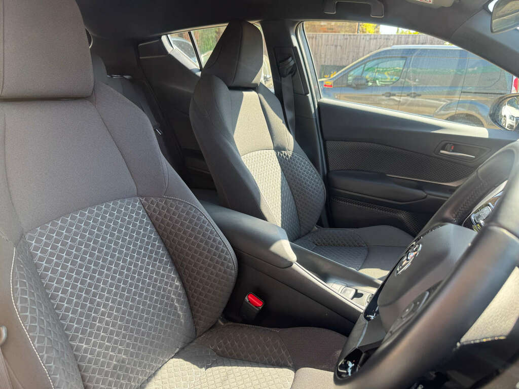 Toyota C-Hr 1.8 C-hr Icon Hev Cvt FP22OMO Silver #6